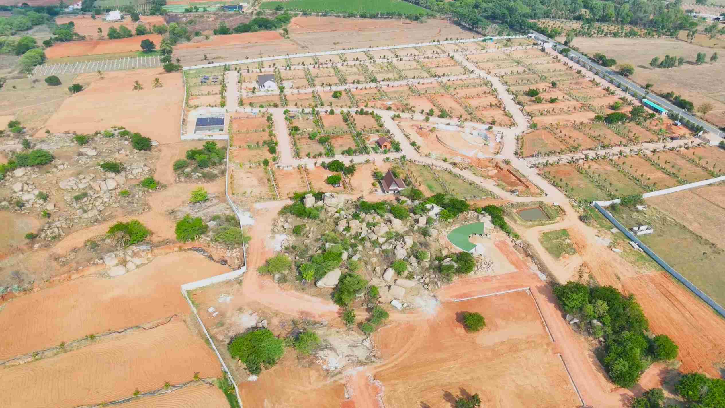 A simple allocation idea for a ₹50 lakh land-first plan